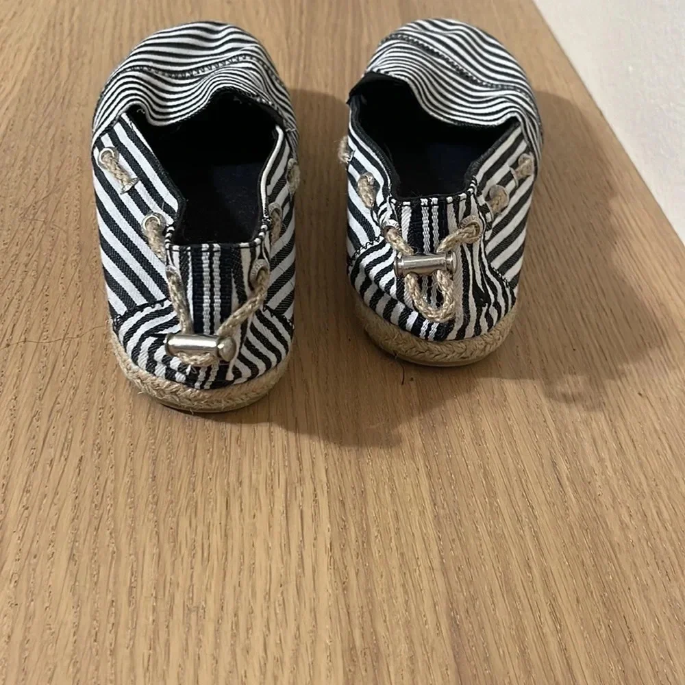 Nautica Rudder 2 Slip On Canvas Espadrilles Black White Stripes Sz. 7.5